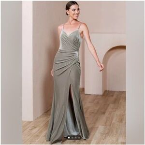 Reverly Rory velvet dress in Olive size 6